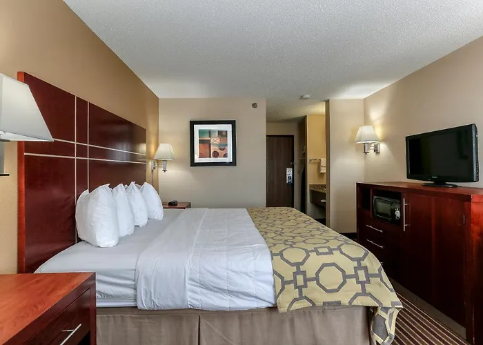 Baymont By Wyndham Bowling Green